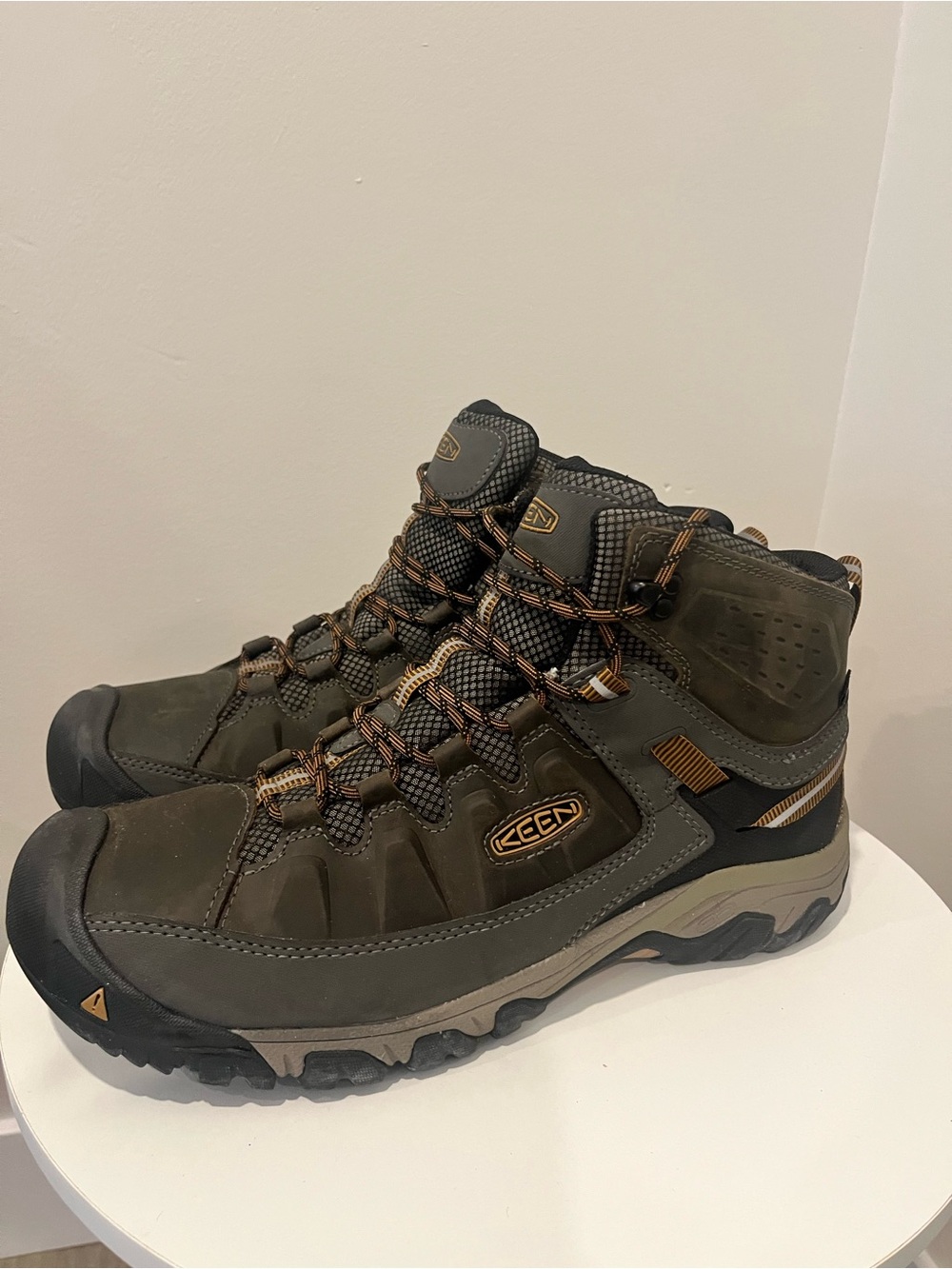 KEEN Men's Brown Waterproof Hiking Boots